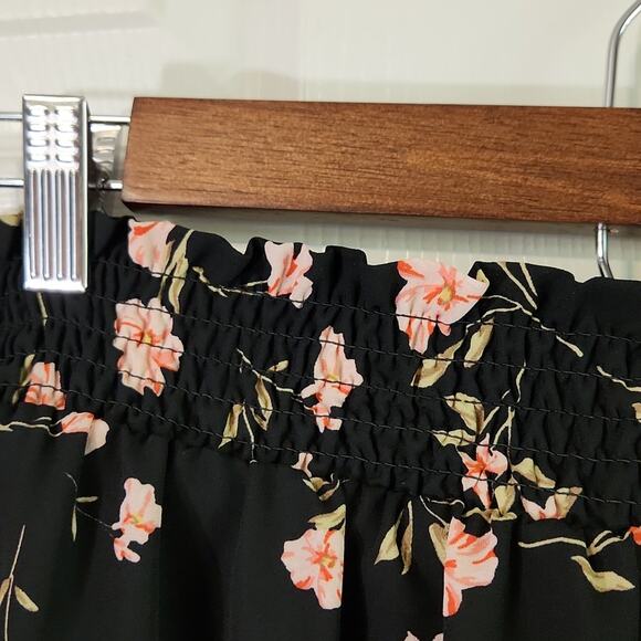 CeCe Black and Pink Floral Ruffled Knee Length Skirt Size Med Whimsigoth Cottage - Picture 5 of 9